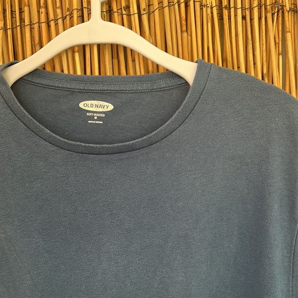 Old Navy Soft Washed Long Sleeve Shirt - Picture 2 of 3